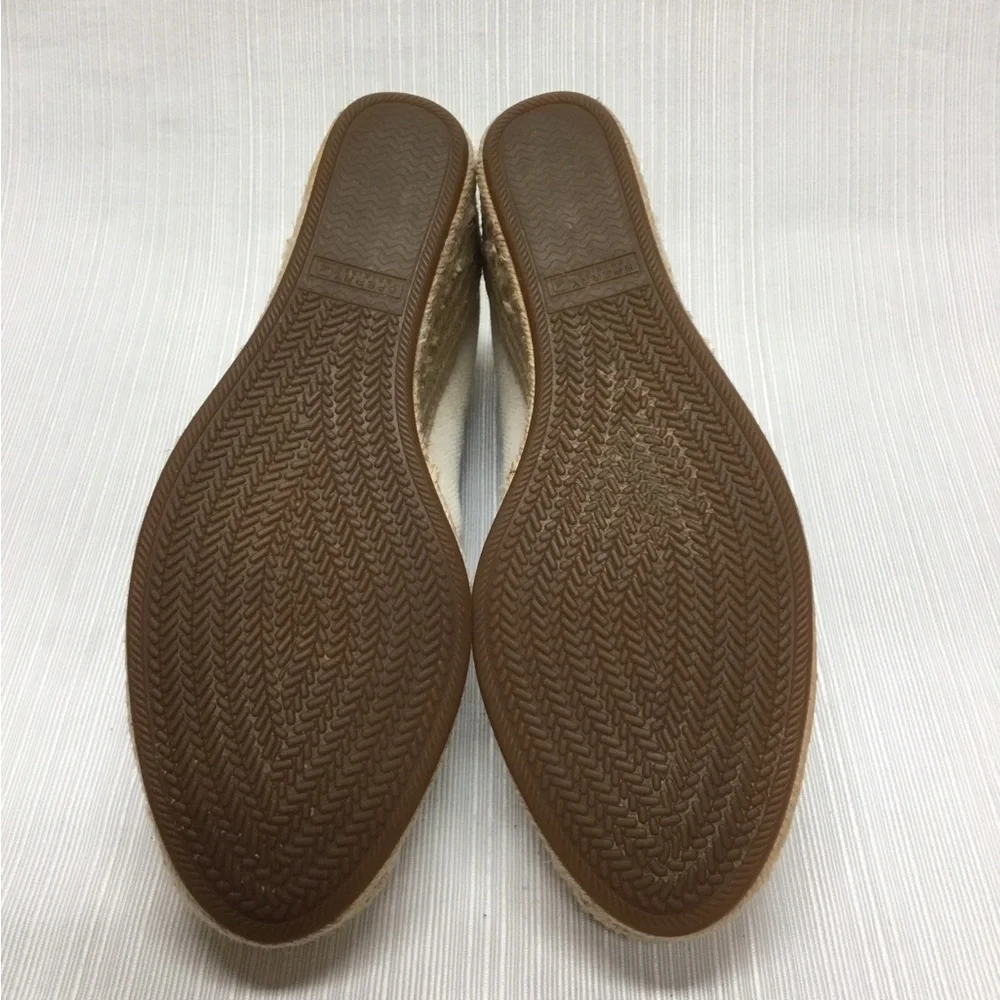Sperry Top-Sider New Beige Heels - Picture 9 of 9